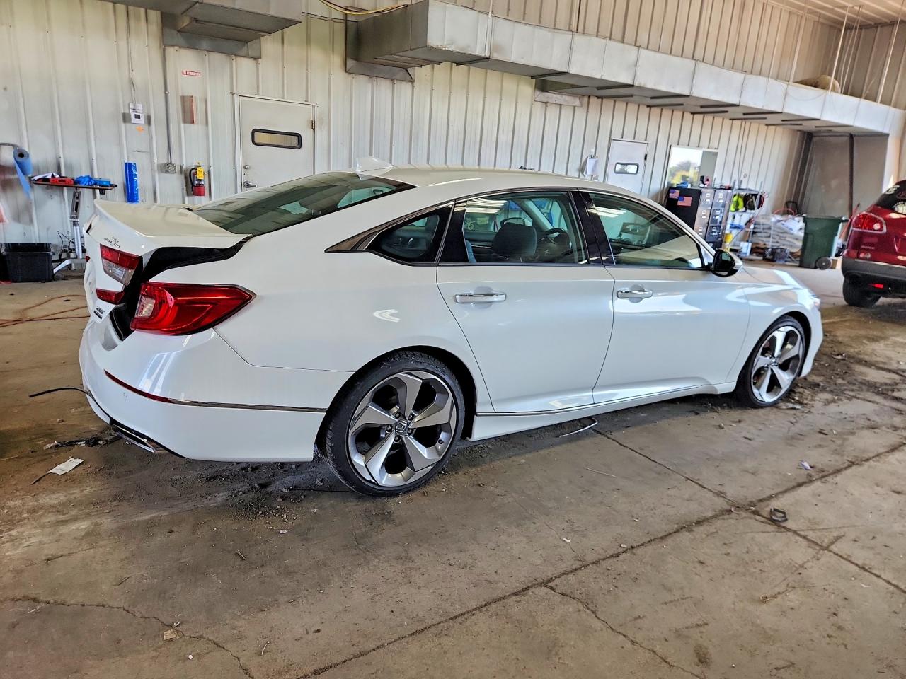 2018 HONDA ACCORD TOURING — снимка 3
