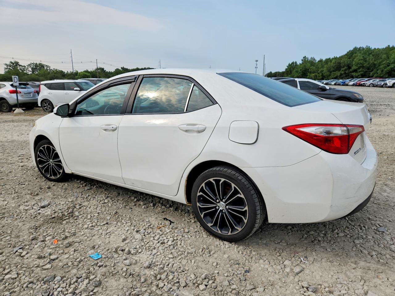 2015 TOYOTA COROLLA L — снимка 2