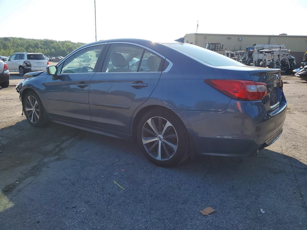 2016 SUBARU LEGACY 2.5I LIMITED — снимка 2