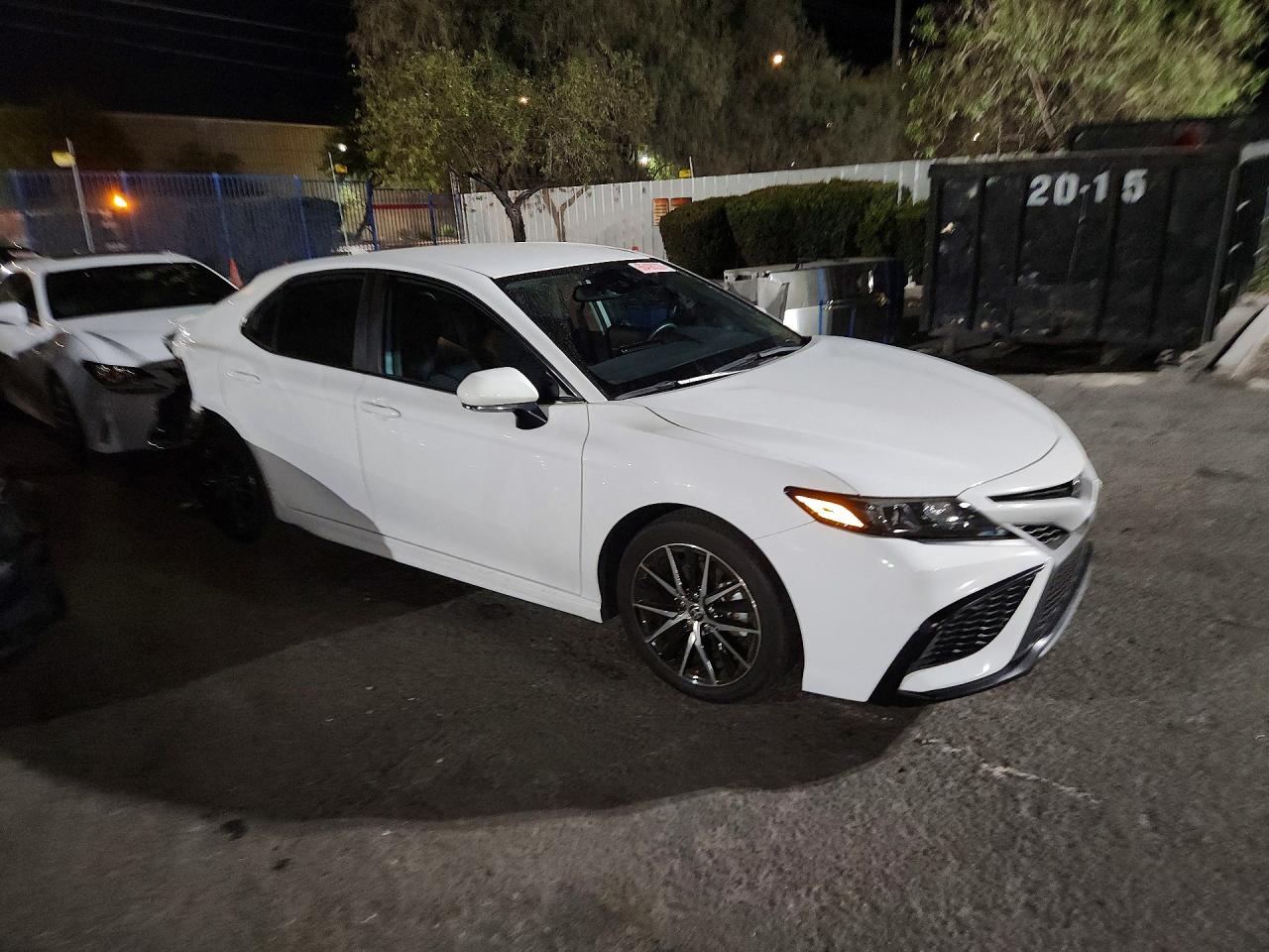 2024 TOYOTA CAMRY SE — снимка 4