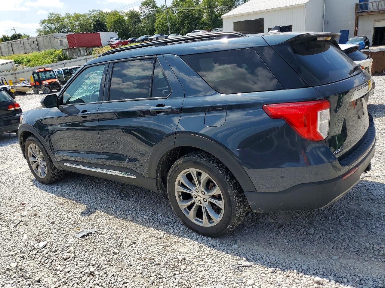 2022 FORD EXPLORER XLT — снимка 2