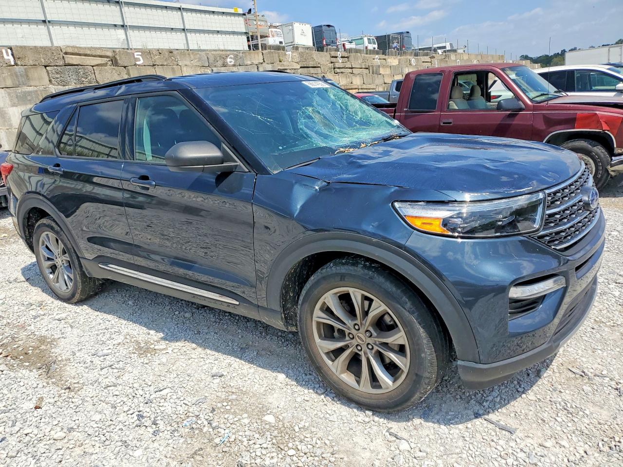 2022 FORD EXPLORER XLT — снимка 4