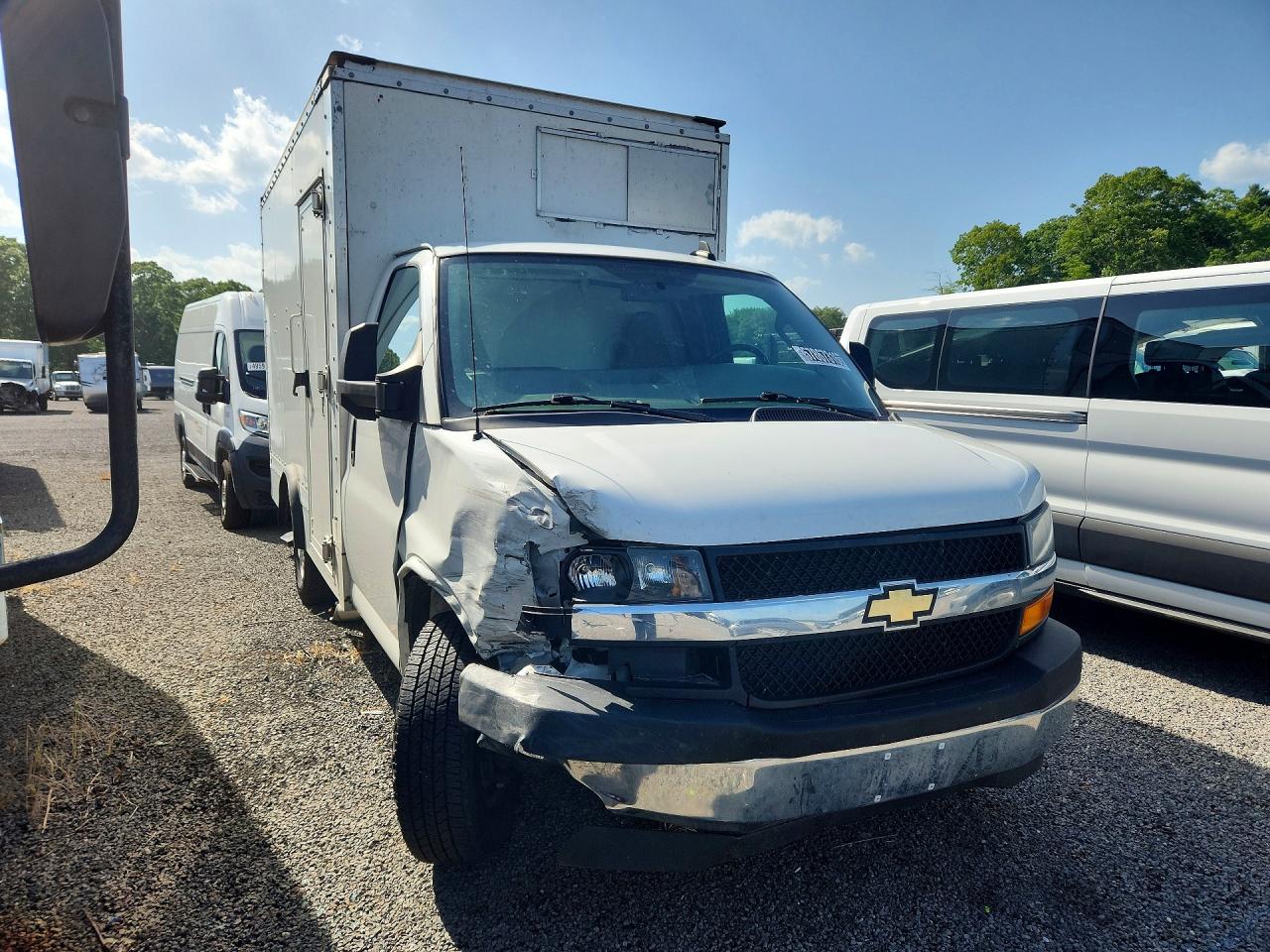 2023 CHEVROLET EXPRESS G3500 — снимка 4