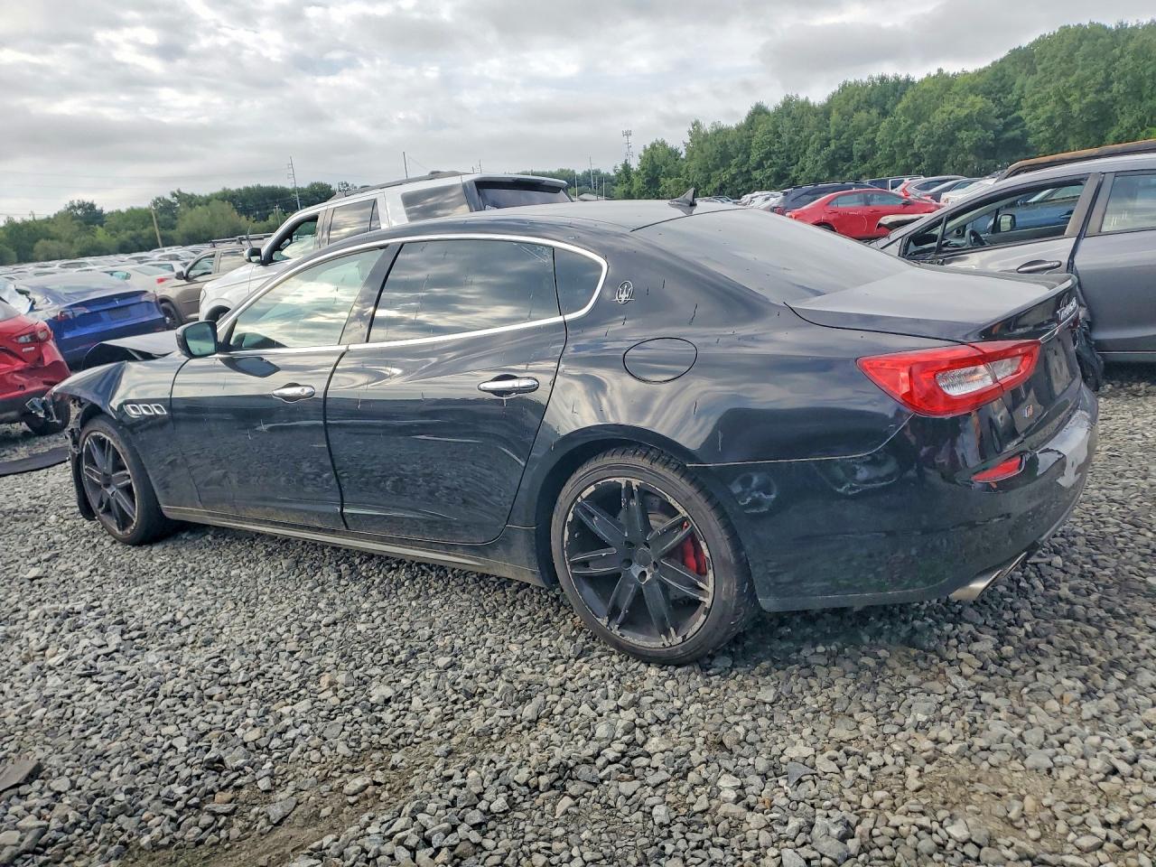 2015 MASERATI QUATTROPORTE S — photo 2