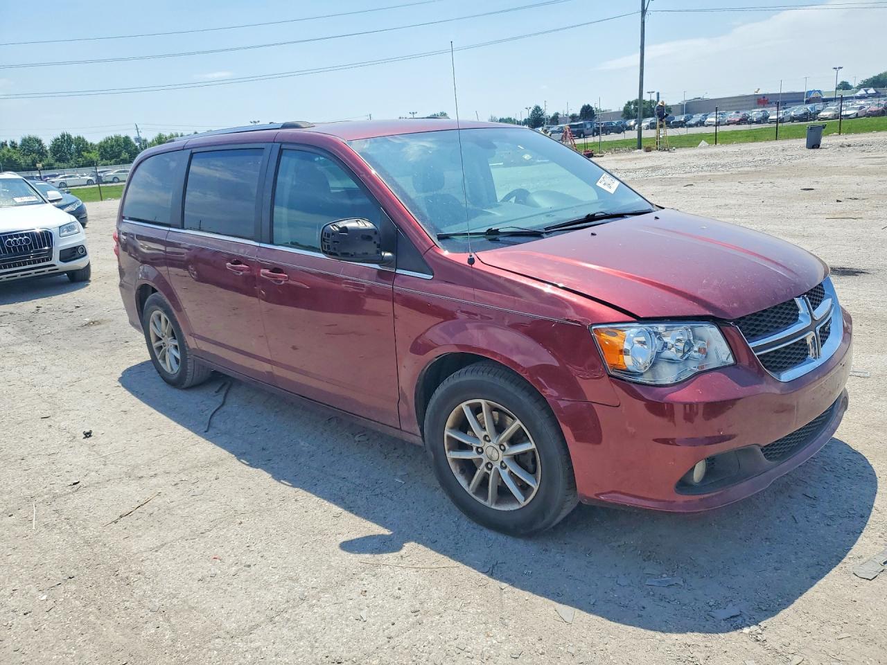 2019 DODGE GRAND CARAVAN SXT — снимка 4
