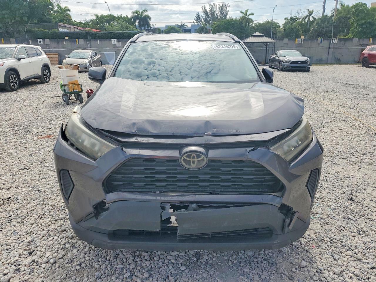 2019 TOYOTA RAV4 LE — снимка 5