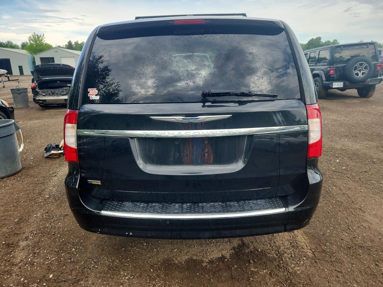 2016 CHRYSLER TOWN & COUNTRY TOURING L — снимка 5