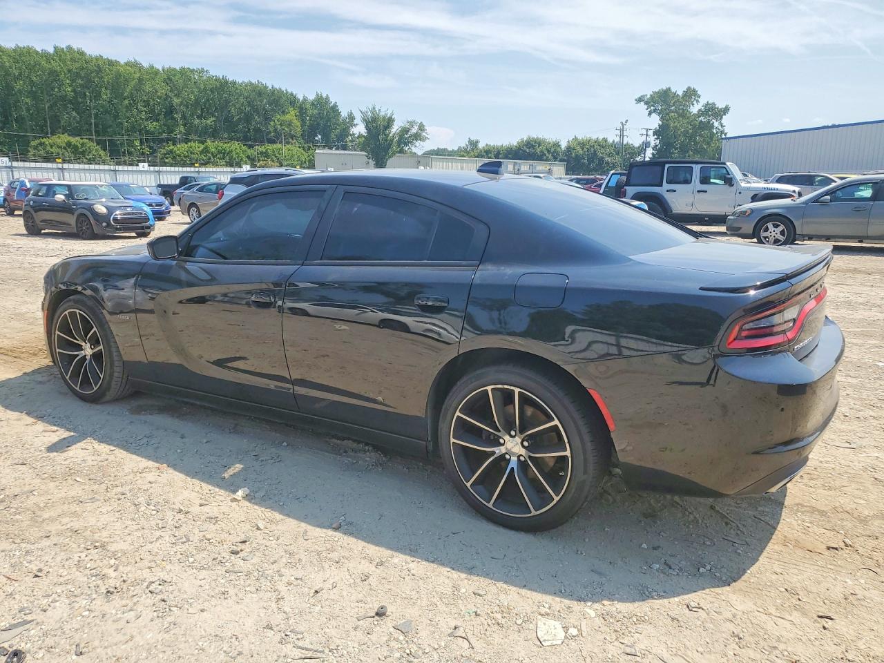2017 DODGE CHARGER R/T — снимка 2