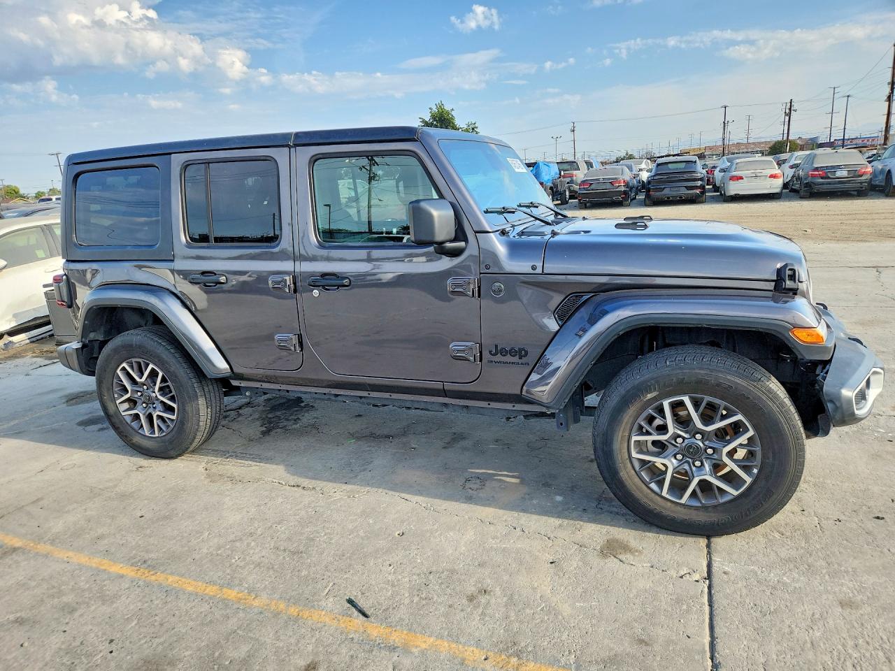 2025 JEEP WRANGLER SAHARA — снимка 4