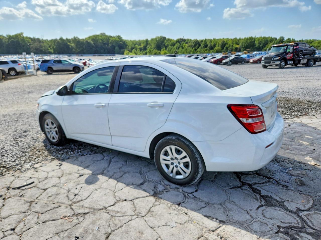 2017 CHEVROLET SONIC LS — снимка 2