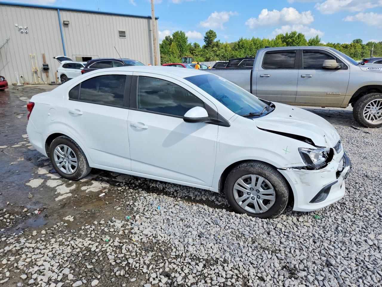 2017 CHEVROLET SONIC LS — снимка 4