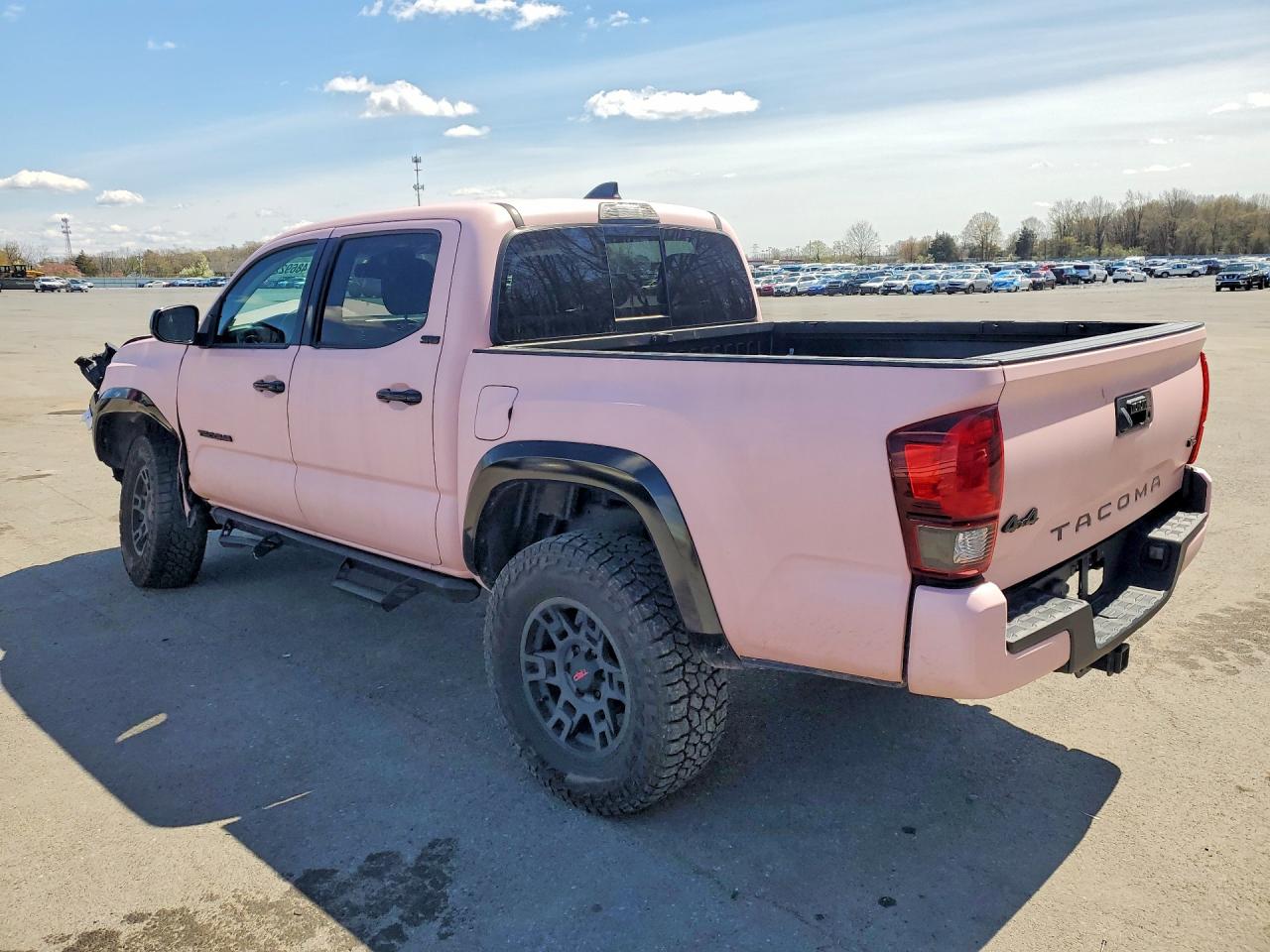 2023 TOYOTA TACOMA SR5 V6 — снимка 2