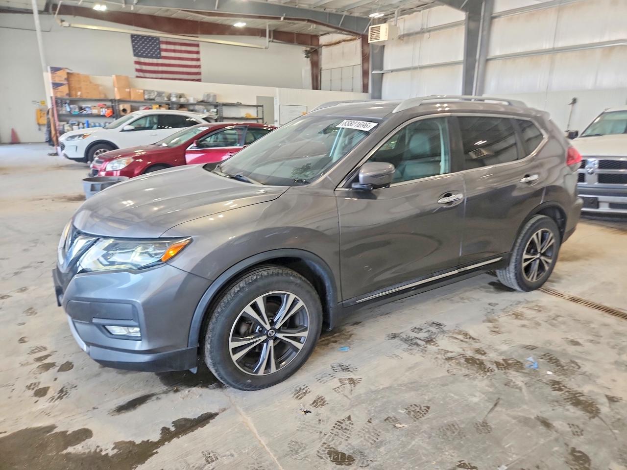 2017 NISSAN ROGUE SL