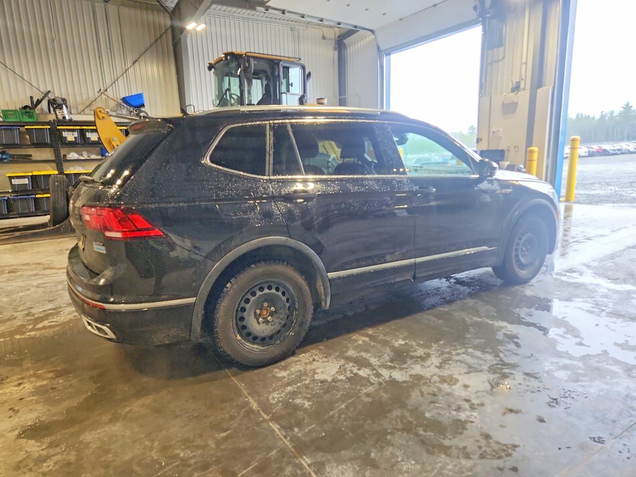 2022 VOLKSWAGEN TIGUAN SEL R-LINE — снимка 3