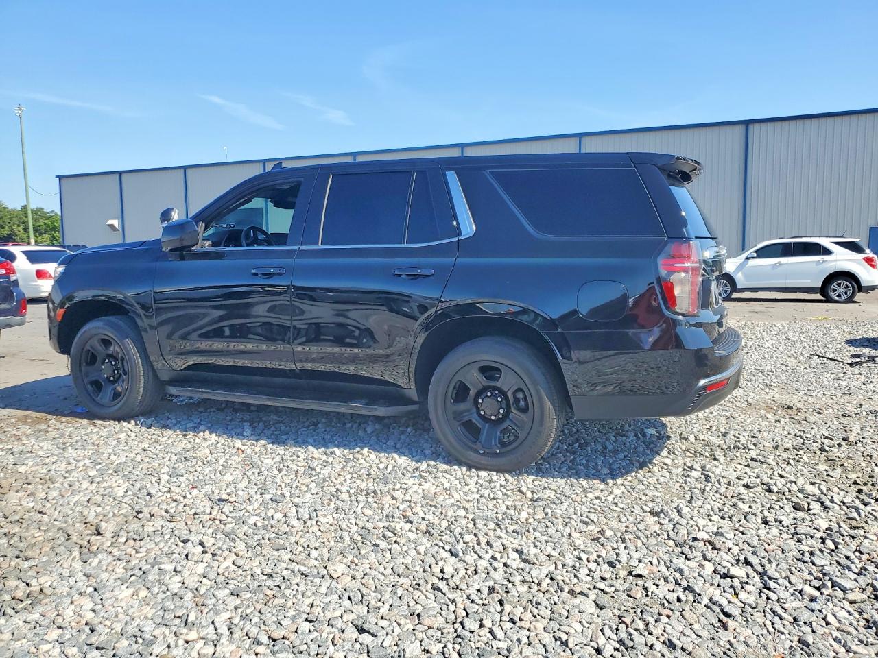 2023 CHEVROLET TAHOE C1500 — снимка 2
