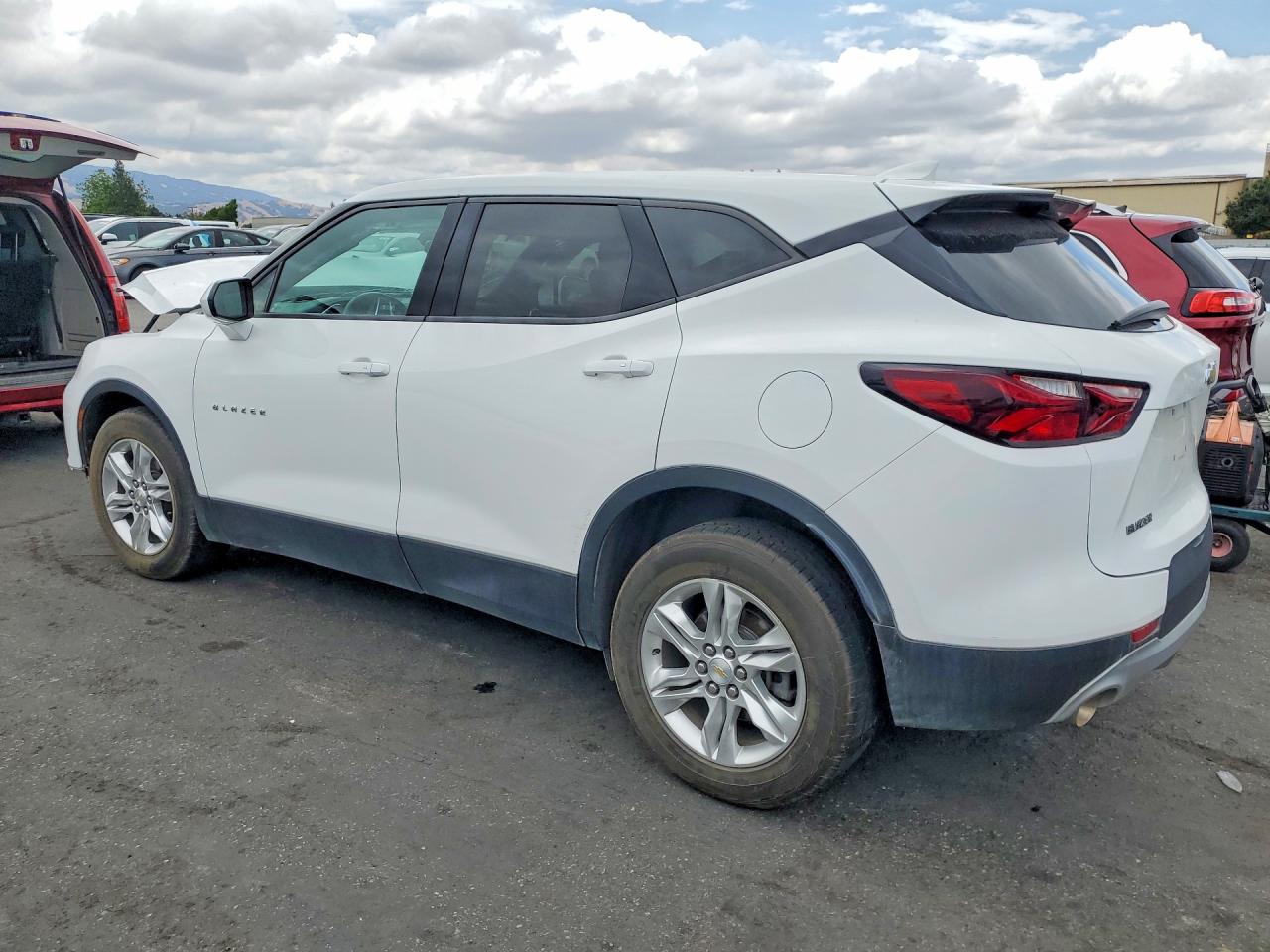 2021 CHEVROLET BLAZER LT — снимка 2