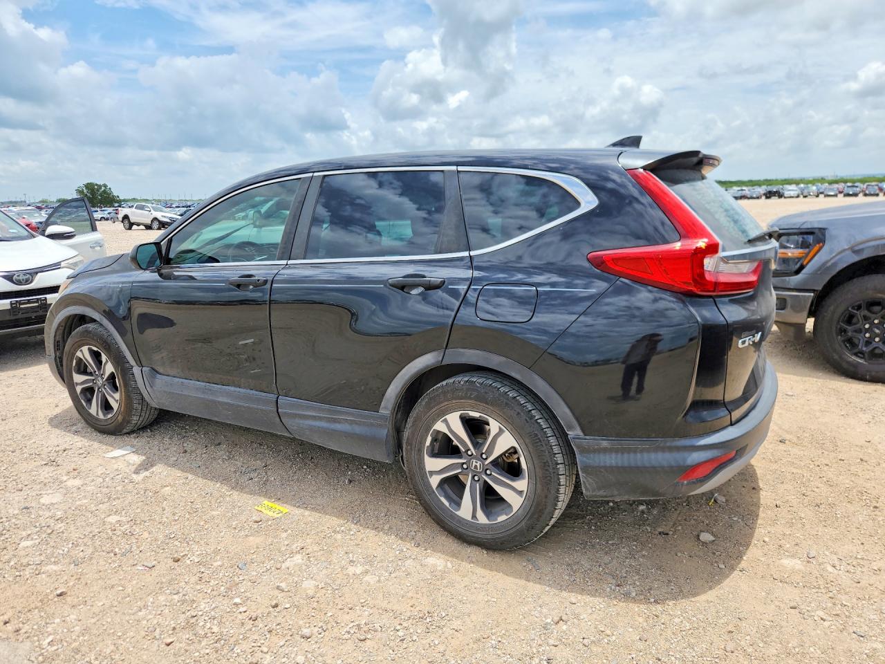 2017 HONDA CR-V LX — снимка 2