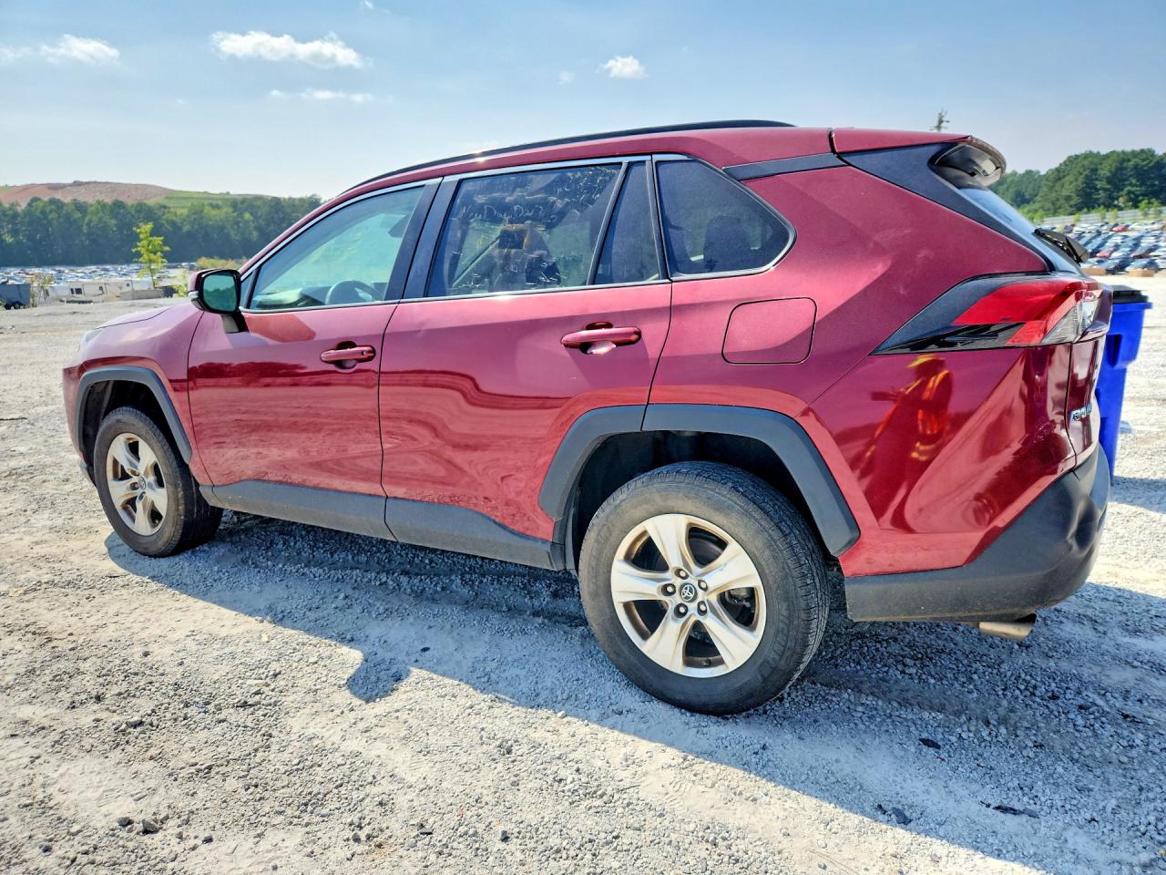 2019 TOYOTA RAV4 XLE — снимка 2