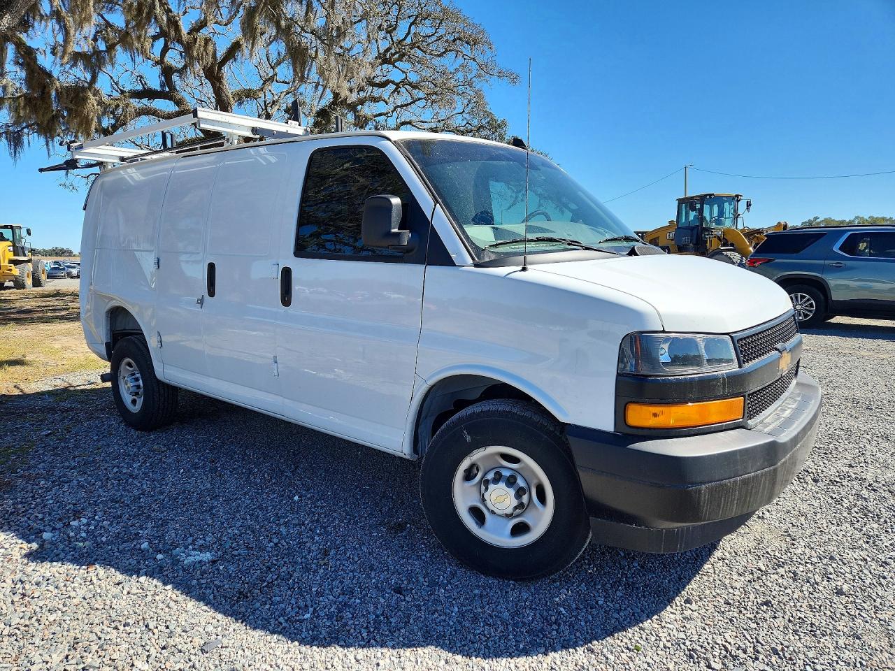 2025 CHEVROLET EXPRESS G2500 — снимка 4