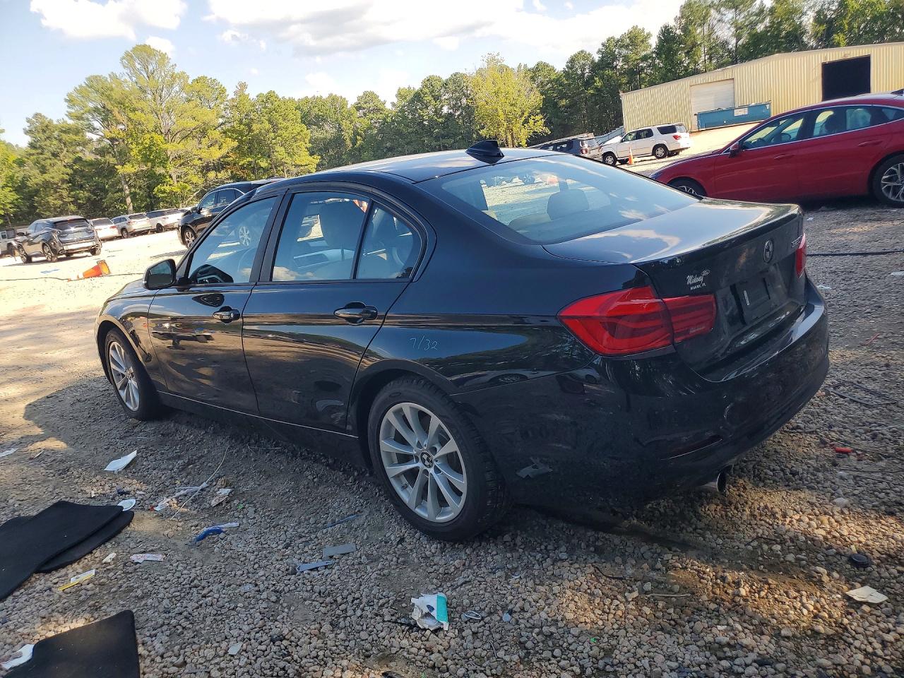 2018 BMW 320 I — снимка 2