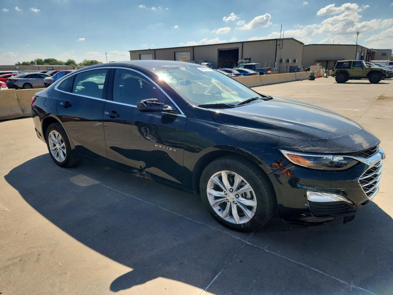 2025 CHEVROLET MALIBU LT — снимка 4