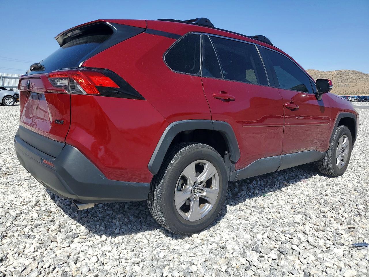 2022 TOYOTA RAV4 XLE — снимка 3