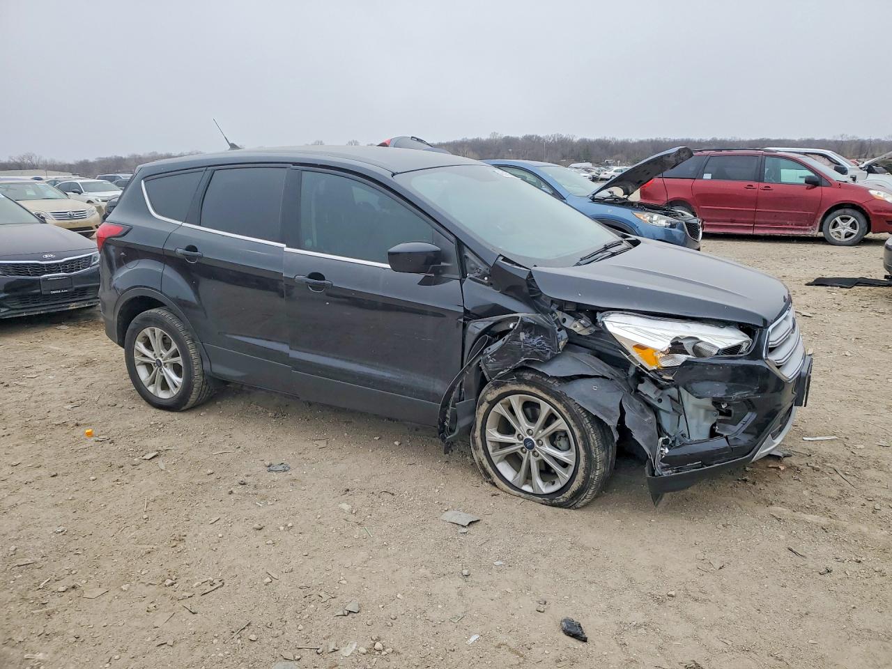 2019 FORD ESCAPE SE — снимка 4