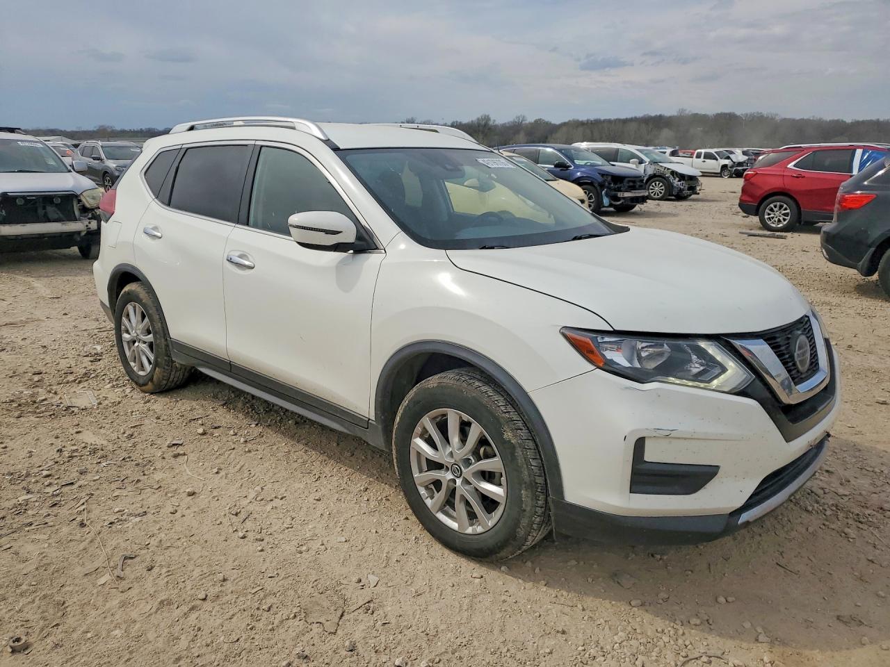 2020 NISSAN ROGUE SV — снимка 4