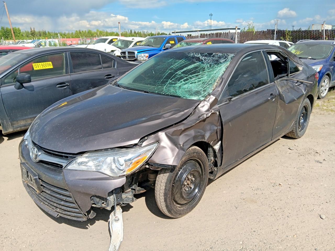 2015 TOYOTA CAMRY LE