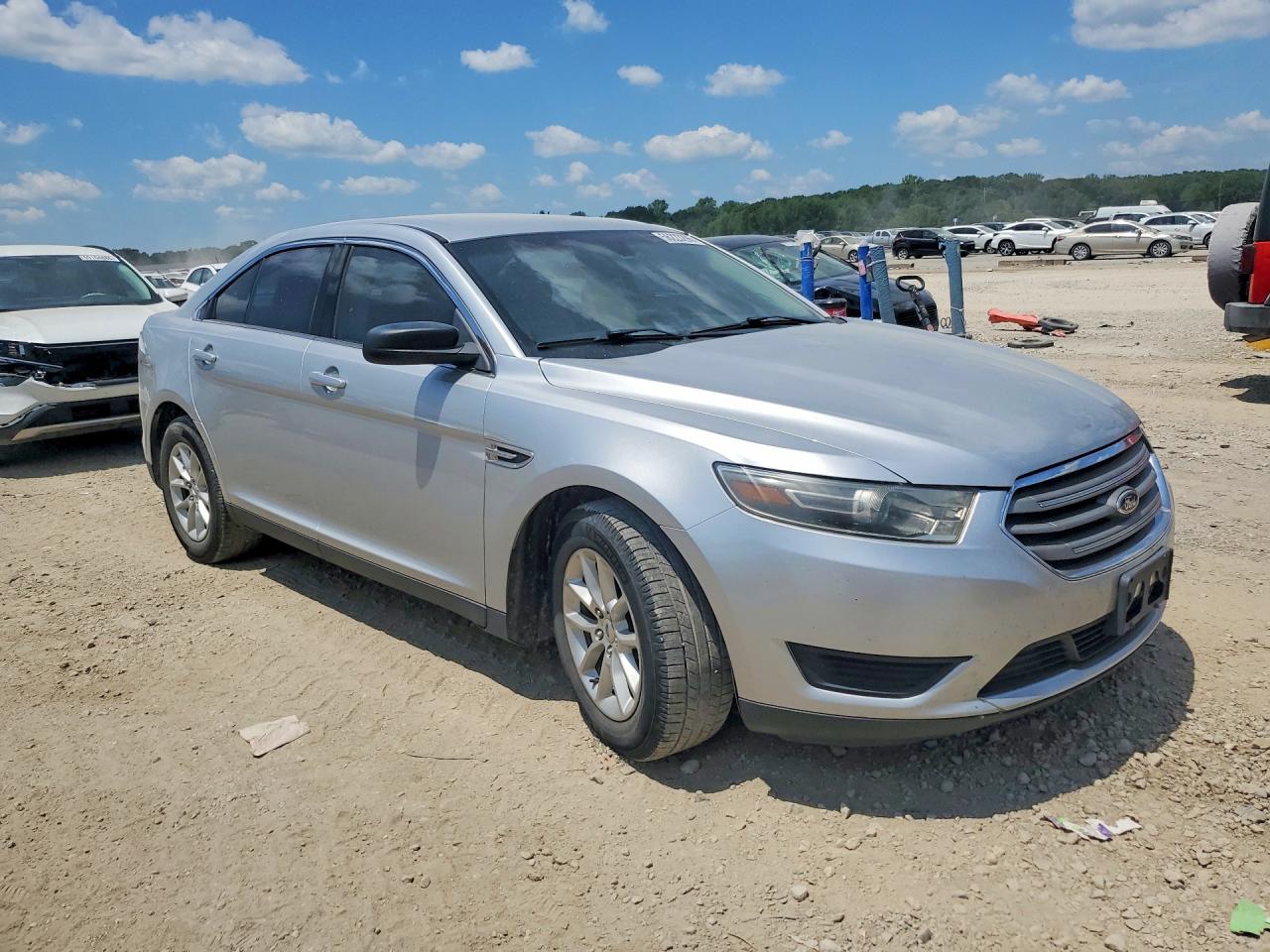 2015 FORD TAURUS SE — снимка 4
