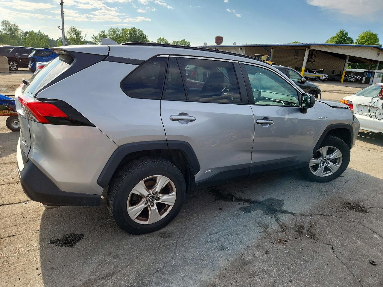 2020 TOYOTA RAV4 LE — снимка 3