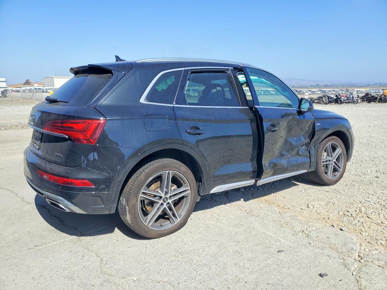 2022 AUDI Q5 E PREMIUM 55 — снимка 3