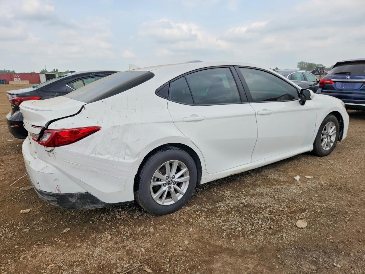 2025 TOYOTA CAMRY SE — снимка 3