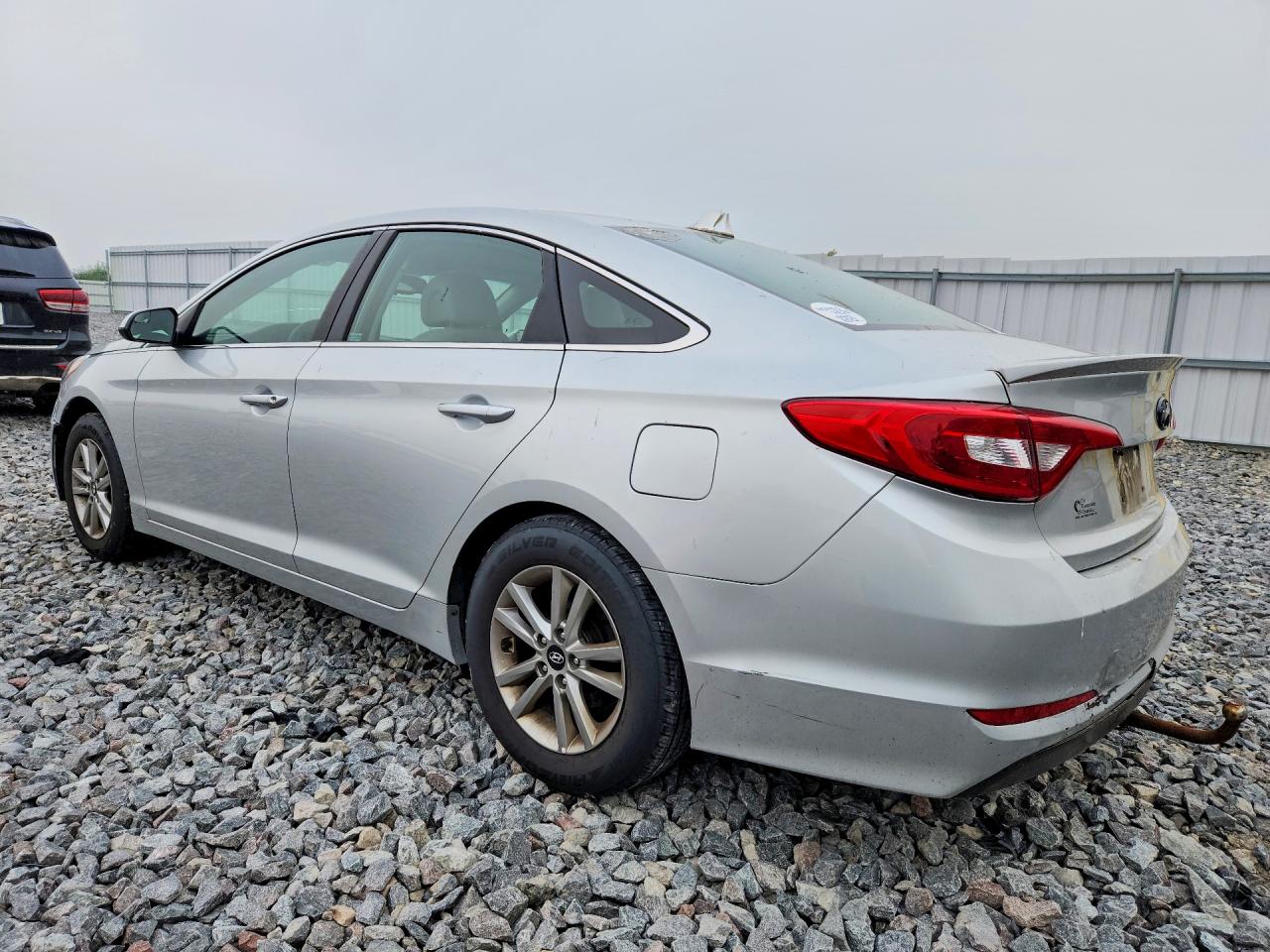 2016 HYUNDAI SONATA SE — снимка 2
