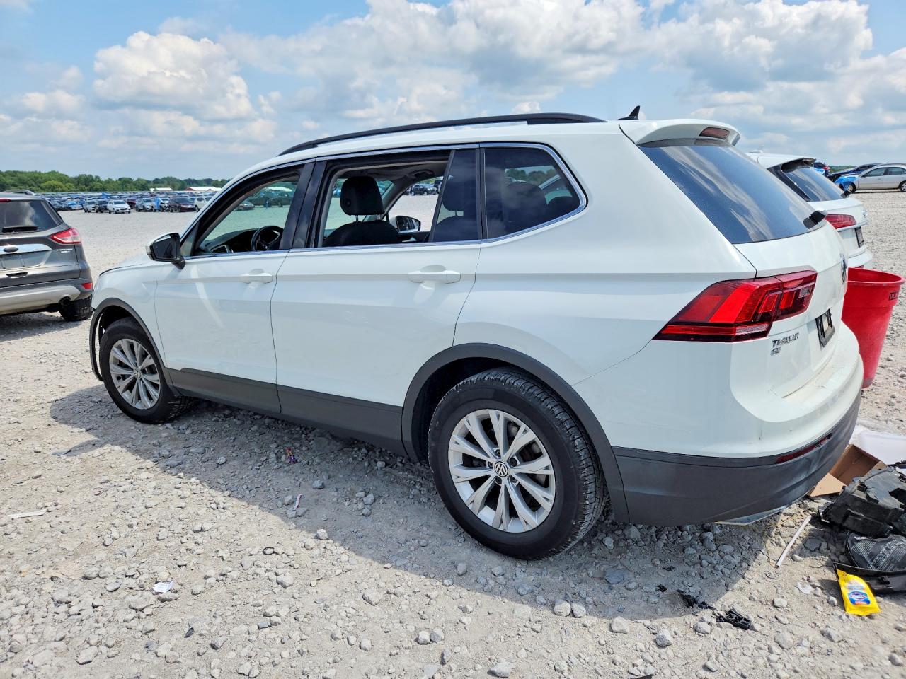 2019 VOLKSWAGEN TIGUAN SE — снимка 2