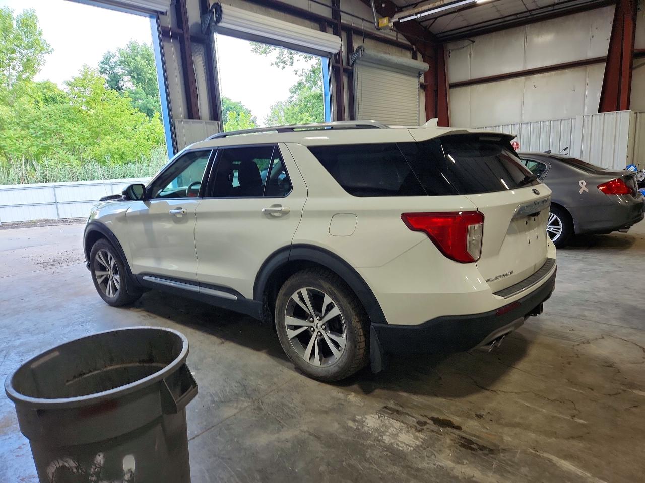 2020 FORD EXPLORER PLATINUM — снимка 2