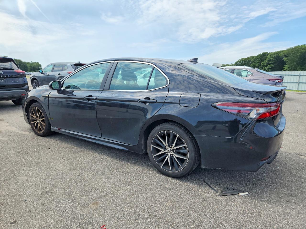 2023 TOYOTA CAMRY SE — снимка 2