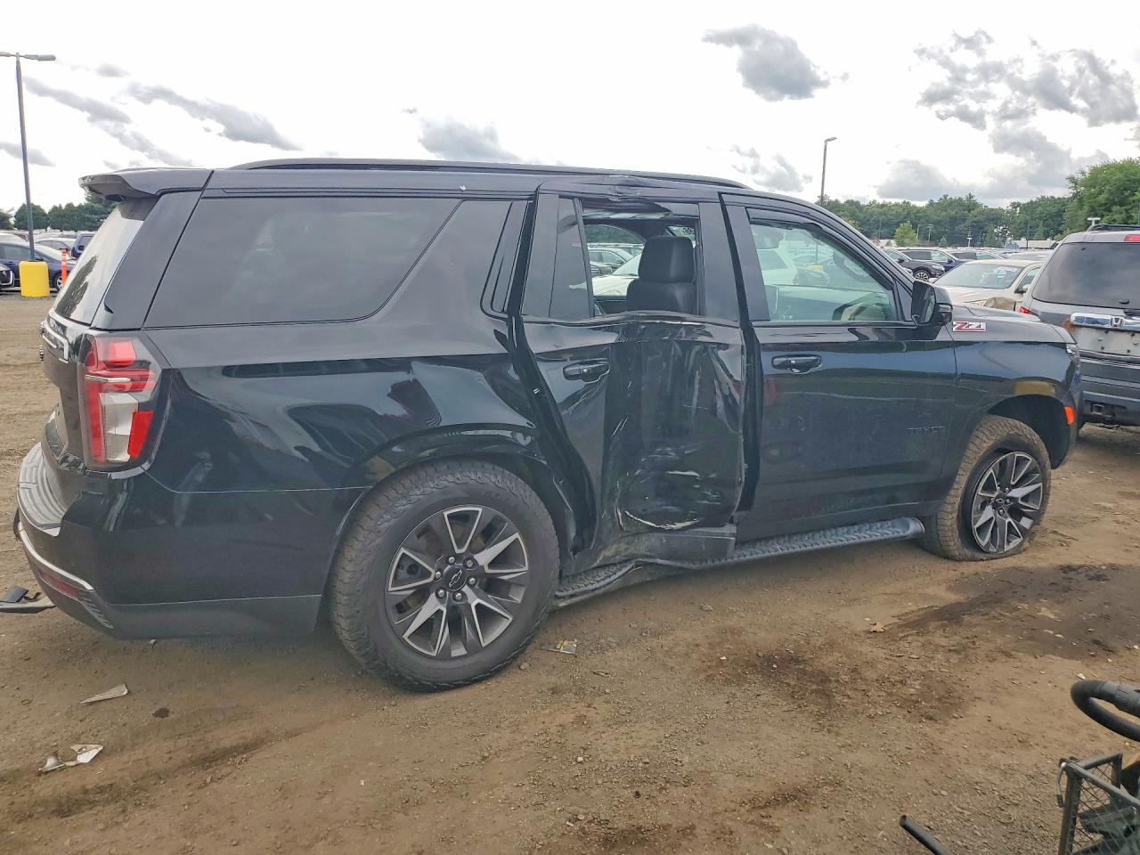 2022 CHEVROLET TAHOE K1500 Z71 — снимка 3