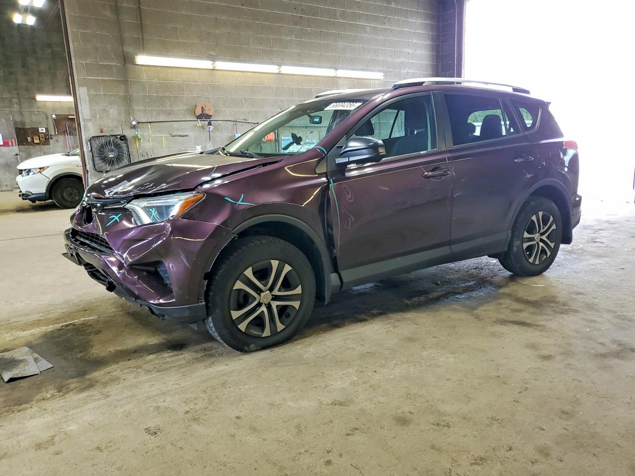 2016 TOYOTA RAV4 LE