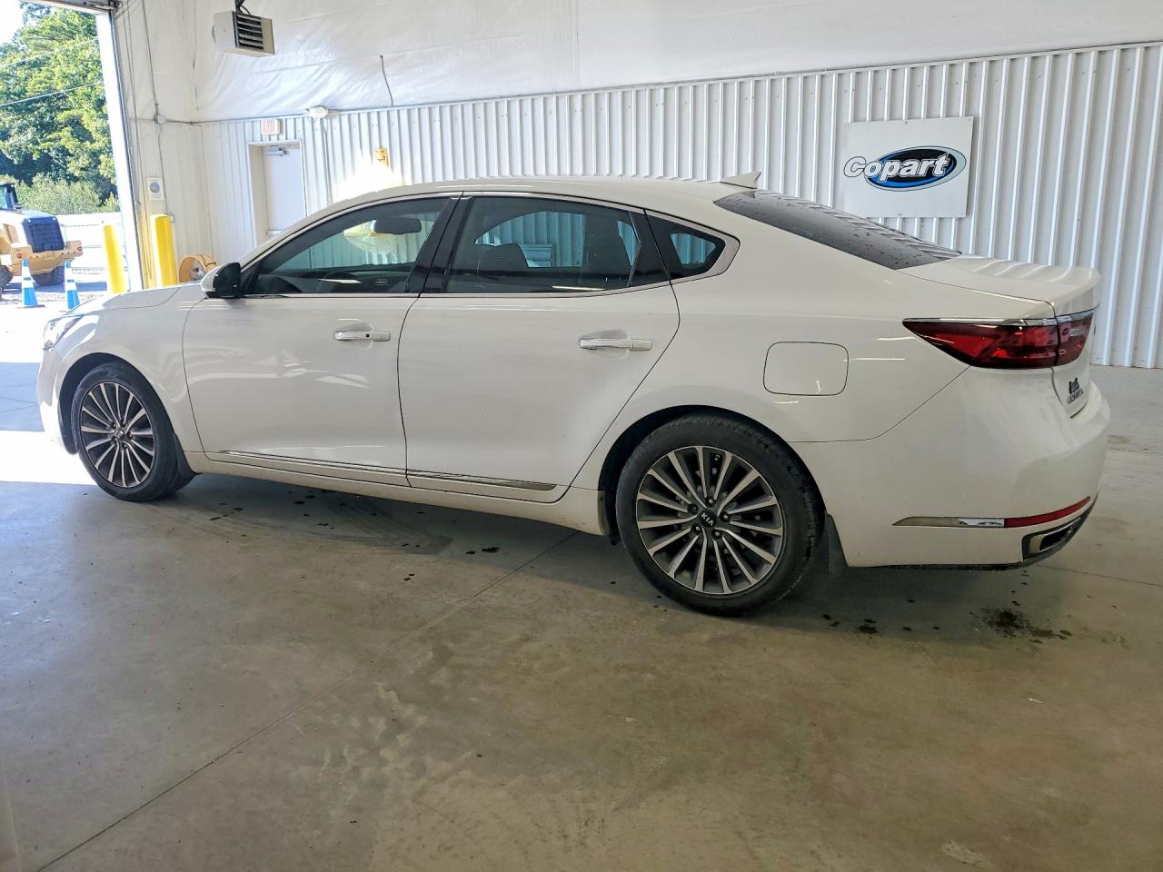 2018 KIA CADENZA PREMIUM — снимка 2