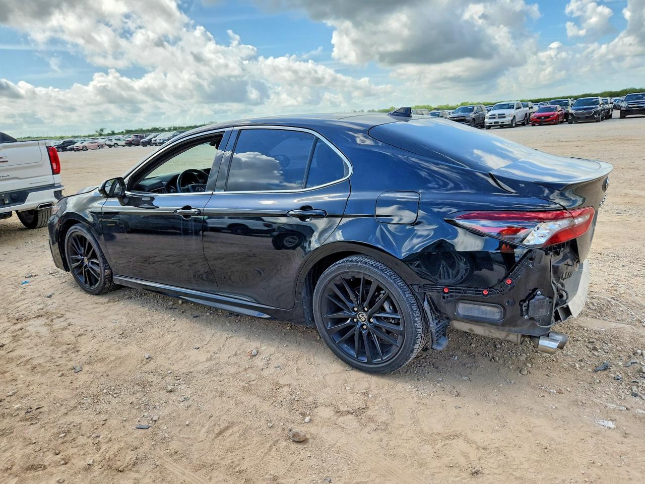 2023 TOYOTA CAMRY XSE — снимка 2