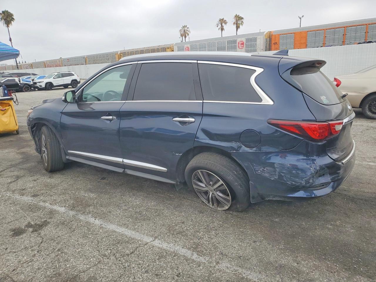 2018 INFINITI QX60 BASE — снимка 2