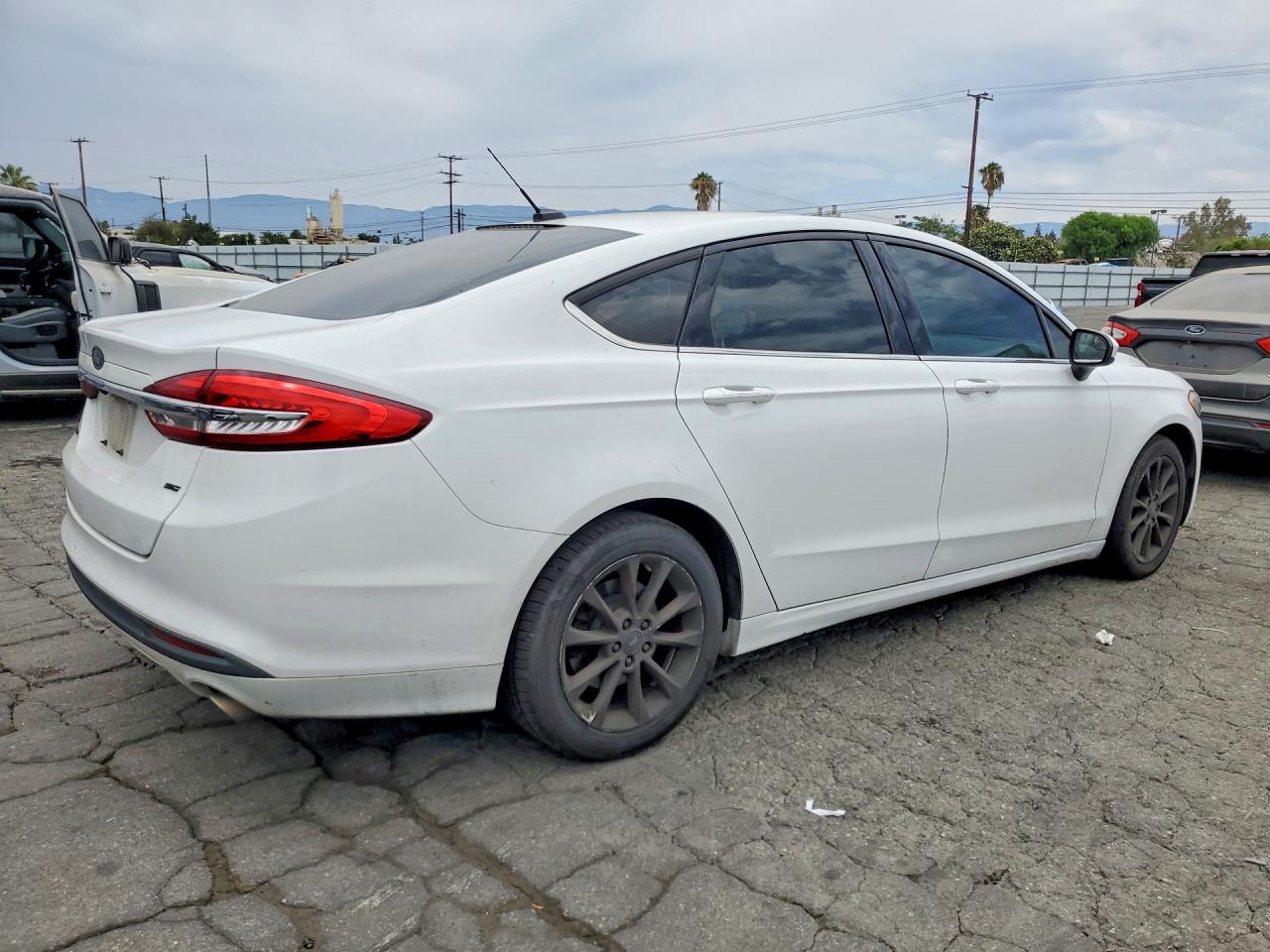 2017 FORD FUSION SE — снимка 3