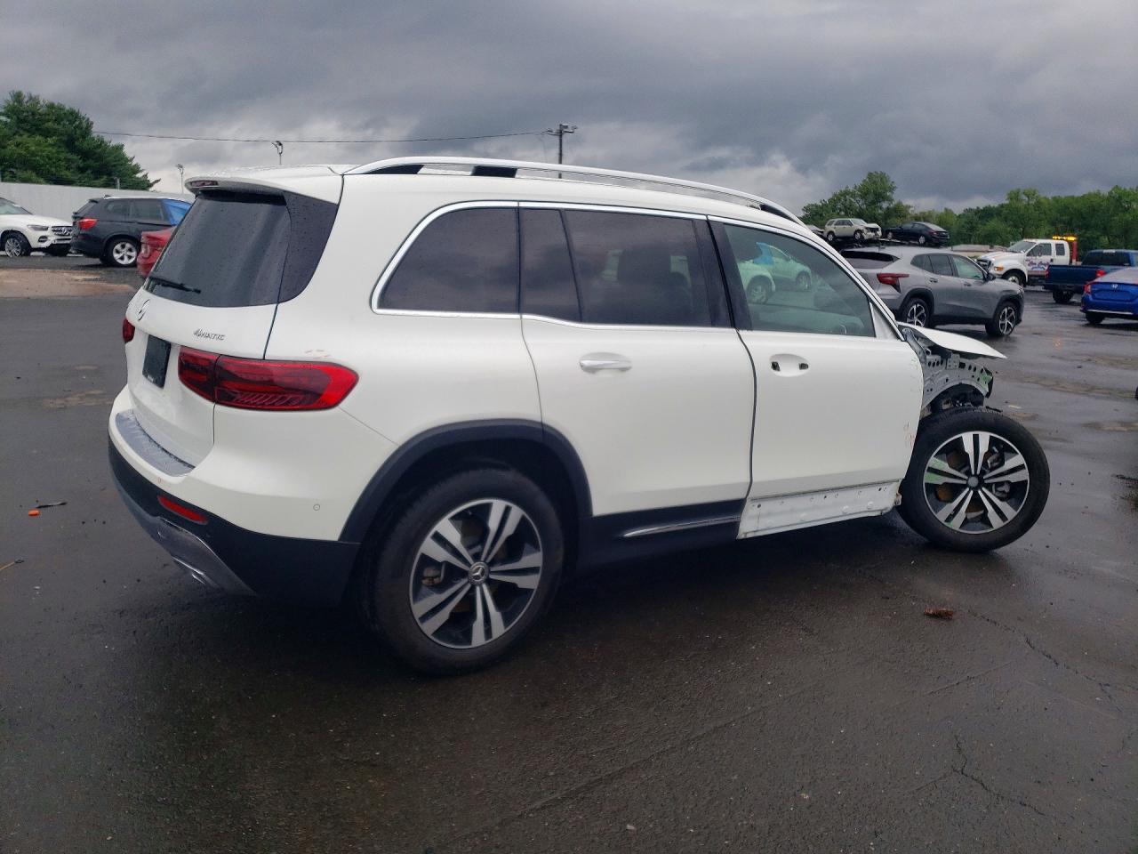 2025 MERCEDES-BENZ GLB 250 4MATIC — снимка 3