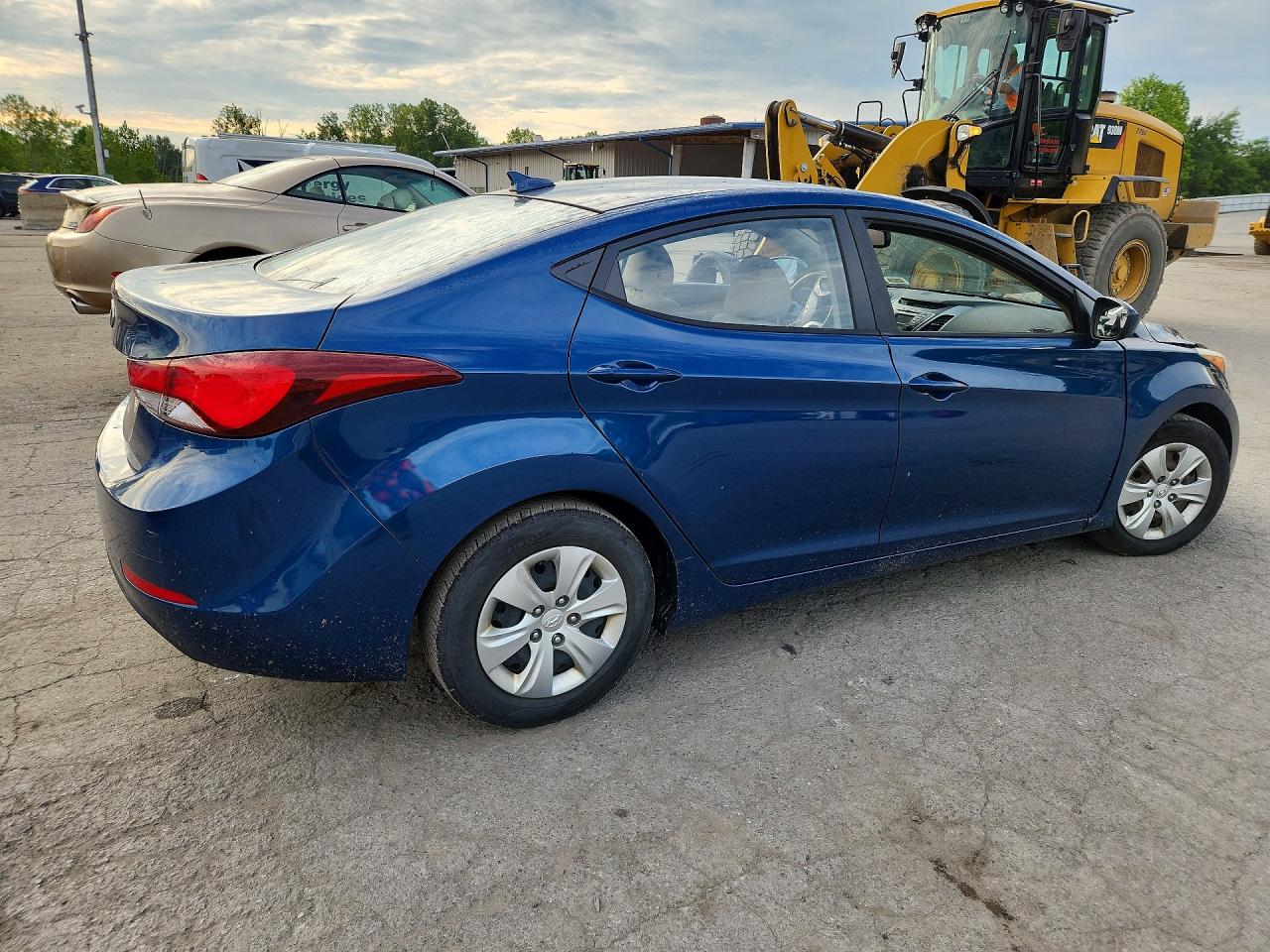 2016 HYUNDAI ELANTRA SE — снимка 3