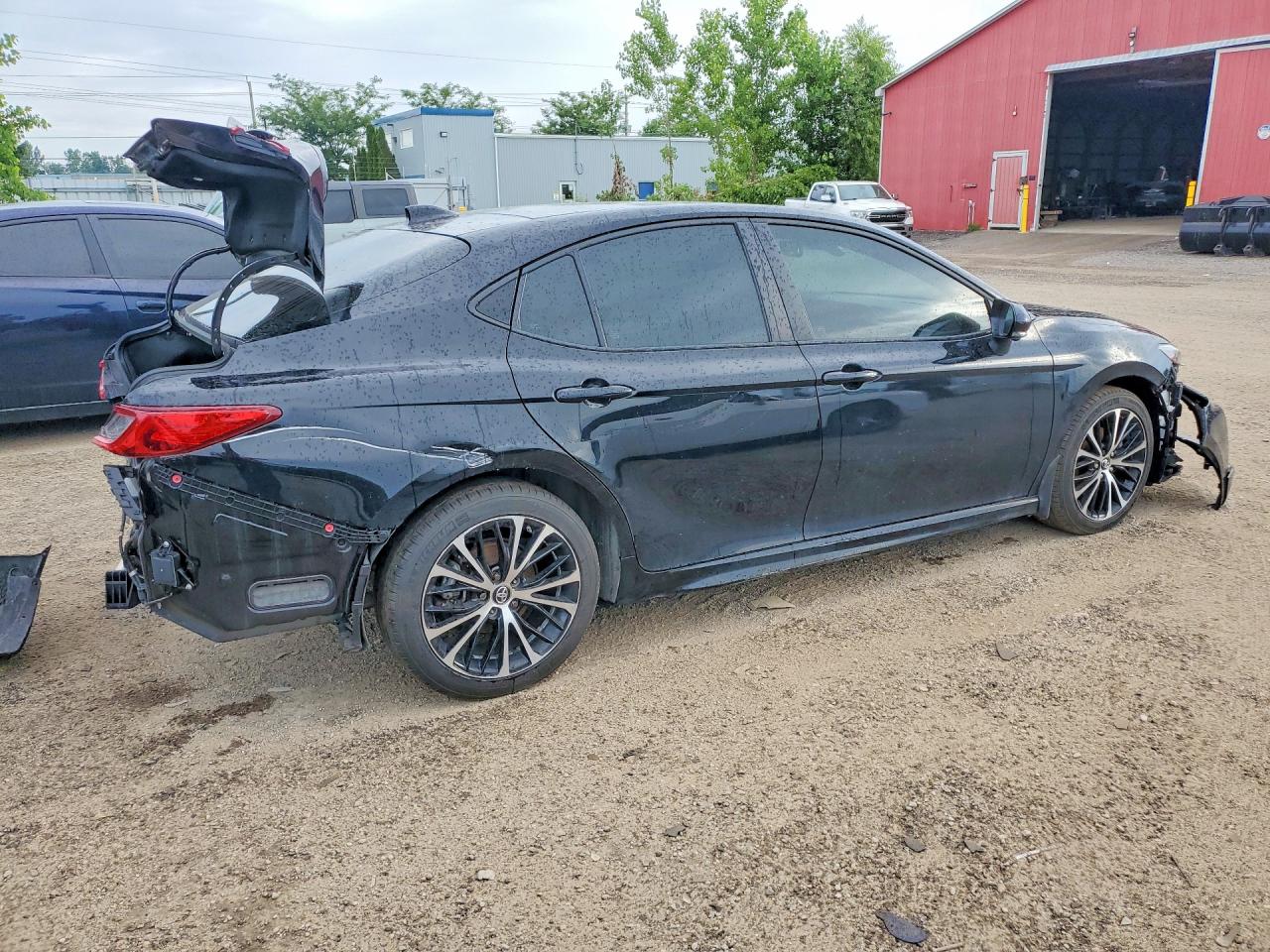 2025 TOYOTA CAMRY XSE — снимка 4
