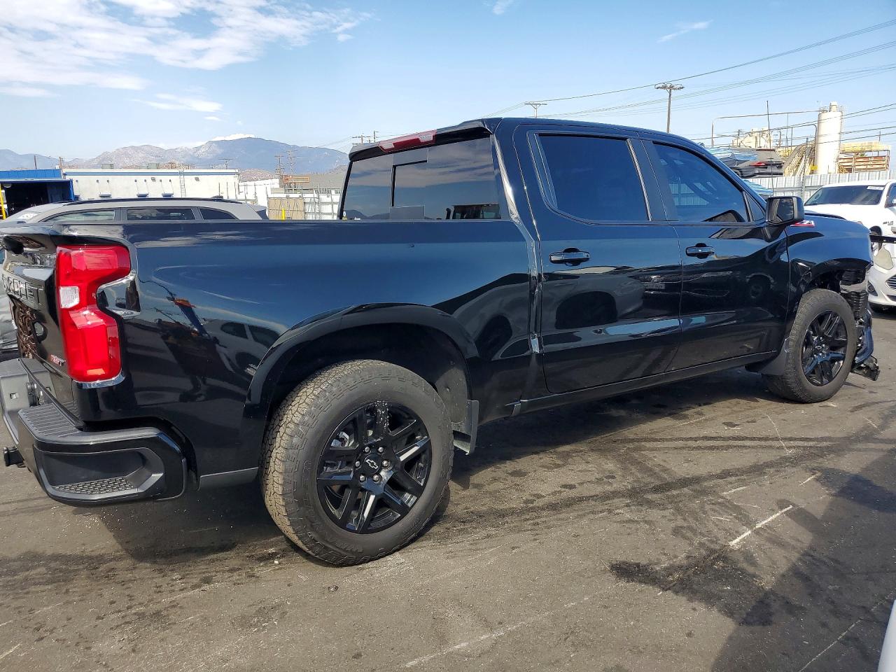 2025 CHEVROLET SILVERADO K1500 RST — снимка 3