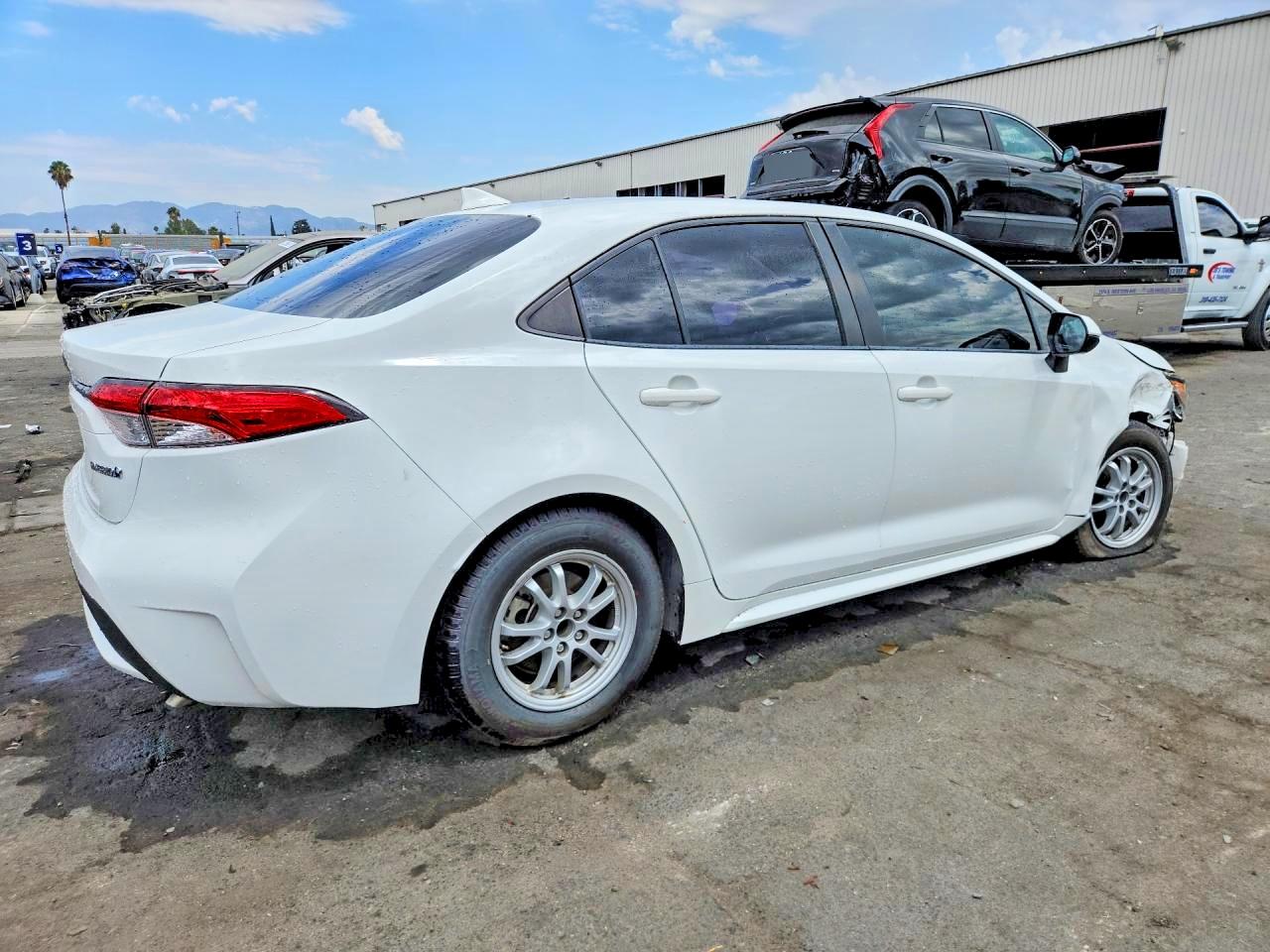 2022 TOYOTA COROLLA LE — снимка 3