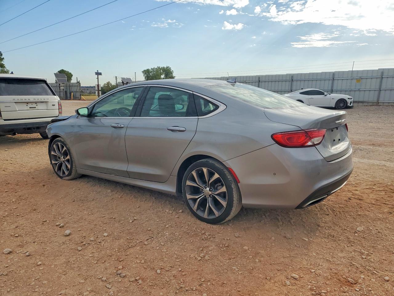 2015 CHRYSLER 200 C — снимка 2