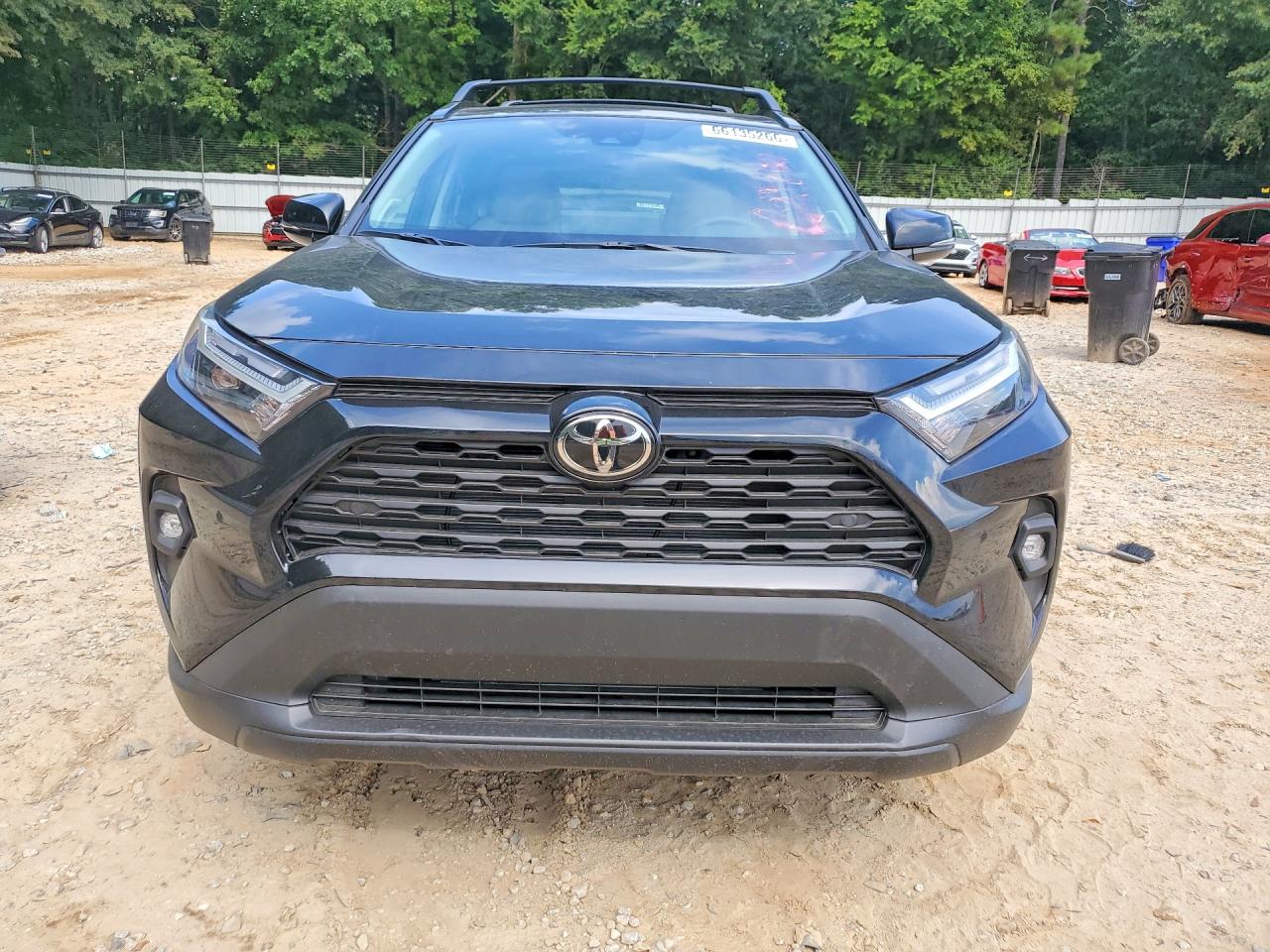 2025 TOYOTA RAV4 XLE PREMIUM — снимка 5